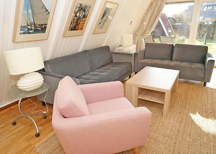 Semesterbostad Mit Tv Im Schlafzimmer Damp